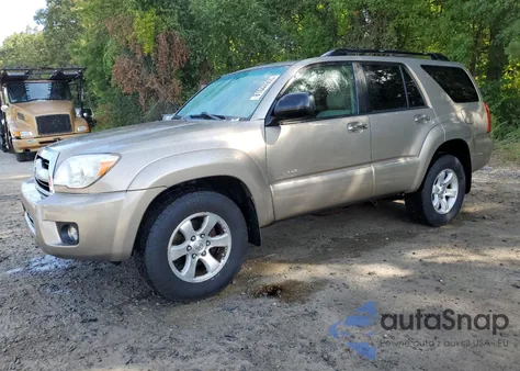 2008 Toyota 4Runner Sr5 z USA, uszkodzony, nr VIN JTEBU14R98K033702